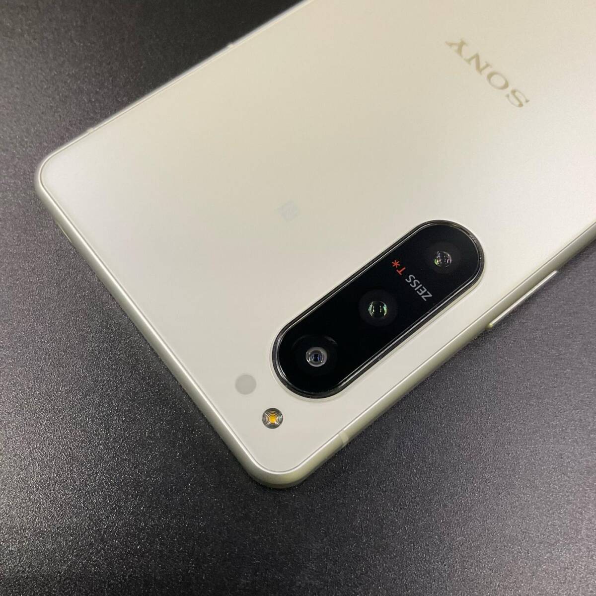 Sony Xperia 5 IV 256GB エクリュホワイト SIMフリー XQ-CQ44 白ロム【難有】【最速発送】_画像3