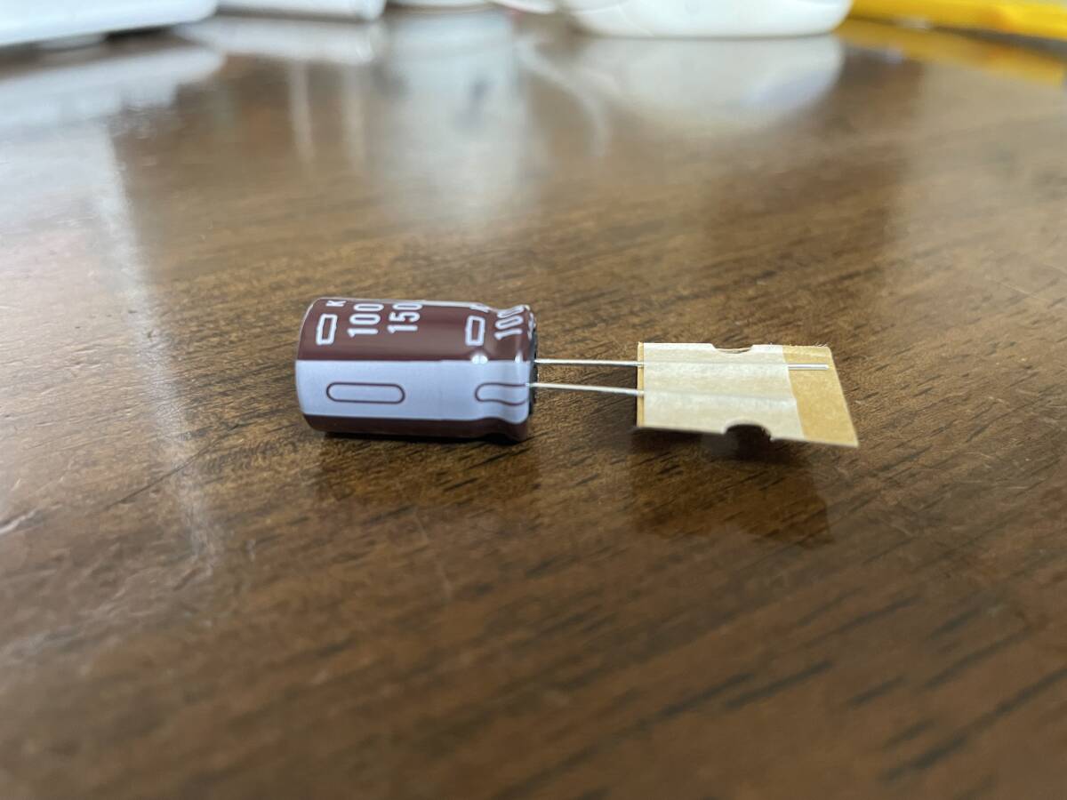 未使用 日本ケミコン リード形 アルミ 電解コンデンサー 100V 150μF (105℃) ２個セット \300即決_画像8