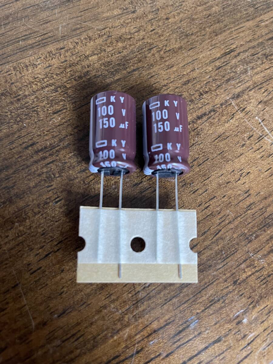 未使用 日本ケミコン リード形 アルミ 電解コンデンサー 100V 150μF (105℃) ２個セット \300即決_画像1