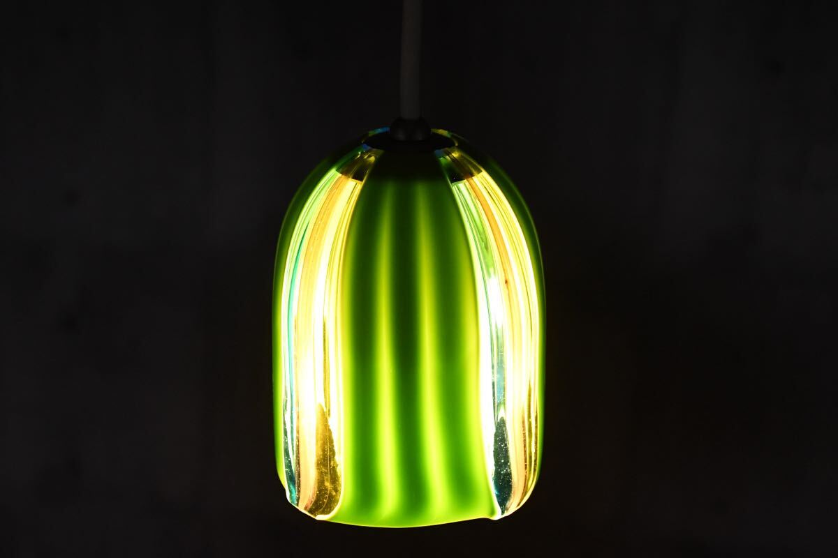 EIK80 展示品 IDC大塚家具 ムラノガラス CLAピスタチオ イタリア製 ヴェネチアンガラス ペンダントライト LED ムラーノガラスセード ランプ_画像4