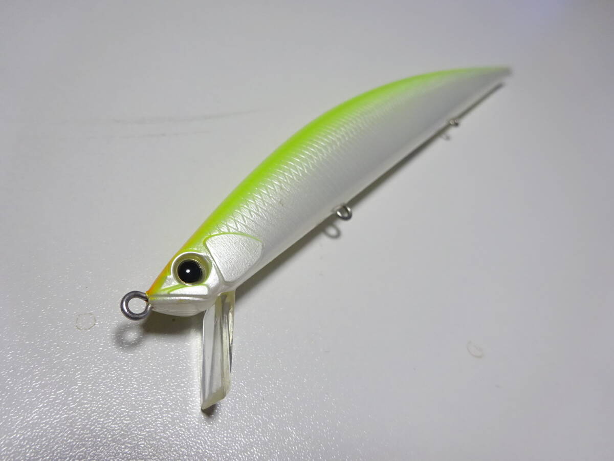 タイドミノー　スリム　175　チャートバック　　必須　サーフシーバス　ぶっ飛びです　サヨリパターン_画像1