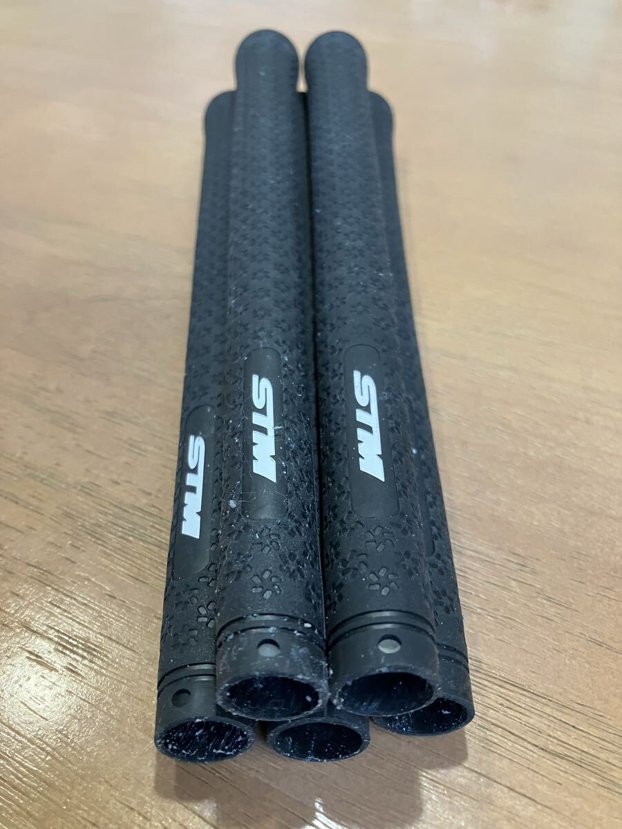【格安/新古品/格安】ＳＴＭグリップ M1? ブラック　Ｍ６０の5本　装着１週間で抜き取り品、※バックラインは無し（送料無料）_画像3