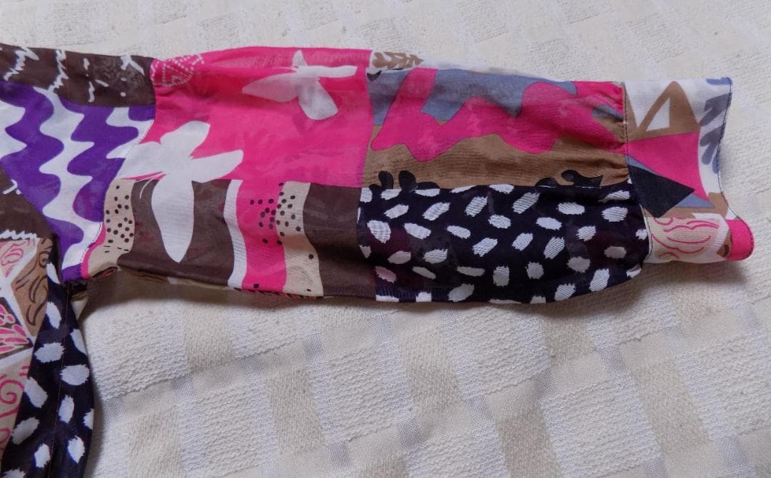 美品 LF BY LOUIS FERAUD　総柄チュニック 38_画像5