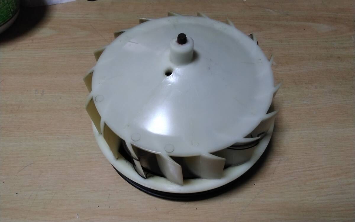 ポルシェ　フロントブロアファン　911　930　ターボ ~89　モーター不良ジャック_画像2