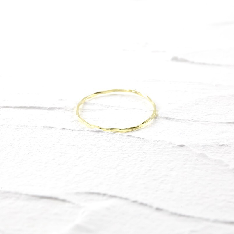 18金 リング 指輪 カット ゴールド 18k 婚約指輪 安い イエローゴールドk18 エンゲージリング ピンキーリング 華奢 女性 最短納期_画像2