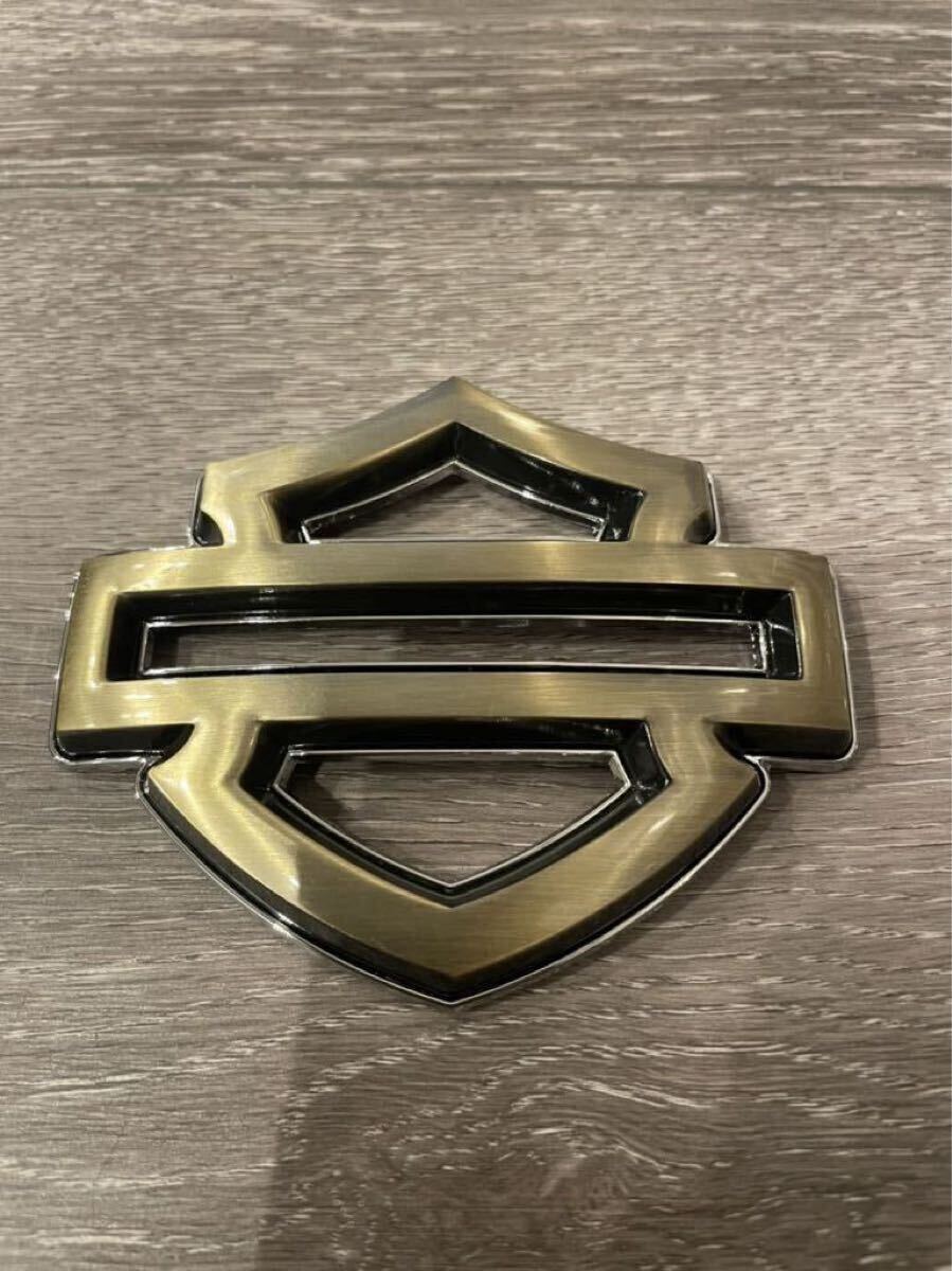 ゴールド×メッキ　送料無料　即納　ハーレー cvo エンブレム ステッカー　タンク　スポーツスター　ツーリング_画像2