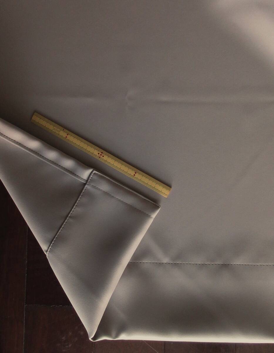 【1級遮光・日本製 (KM4043)】省エネ 断熱 無地 カーテン 幅100cmX丈178cm(２枚入)_画像5