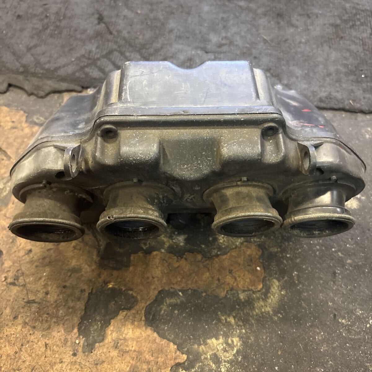 カワサキ Kawasaki ゼファー400χカイZR400G G5- 純正エアークリーナー ボックス エアクリ ケースZR400C A42_画像2