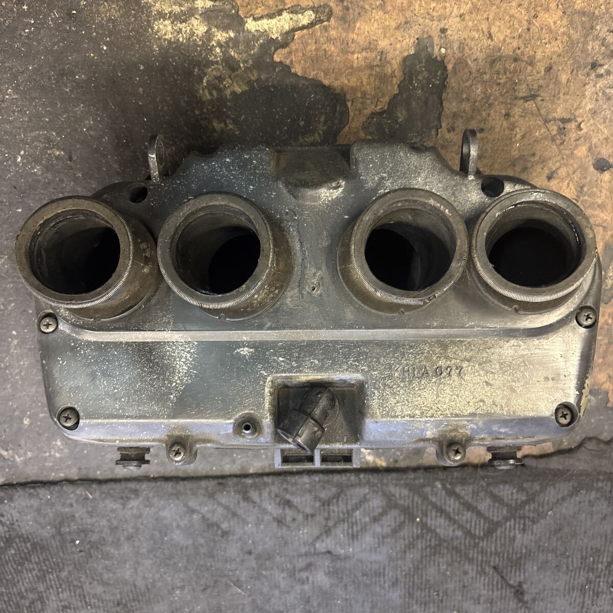 カワサキ Kawasaki ゼファー400χカイZR400G G5- 純正エアークリーナー ボックス エアクリ ケースZR400C A42_画像3