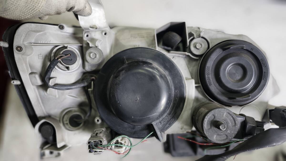 KAOC~M緑★H12 17クラウン エステート アスリートG★純正 ヘッドライト左右セット★ヘッドランプ★GH-JZS175W/TOYOTA/部品取り車_画像7