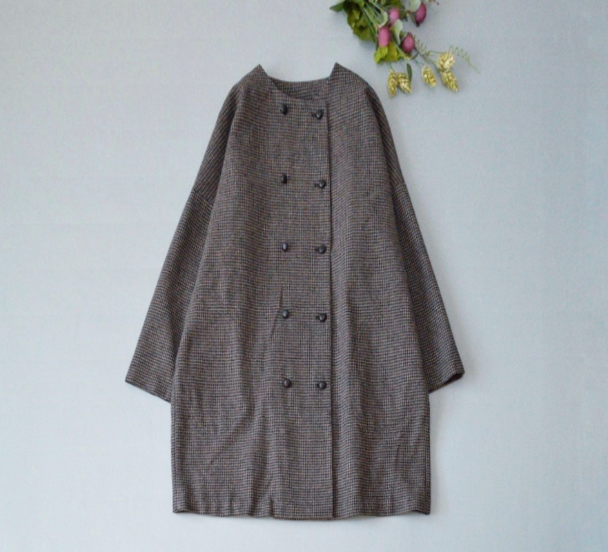 総裏ウール混ノーカラーポケット付きゆったり着られるダブルレストコート♪_画像2