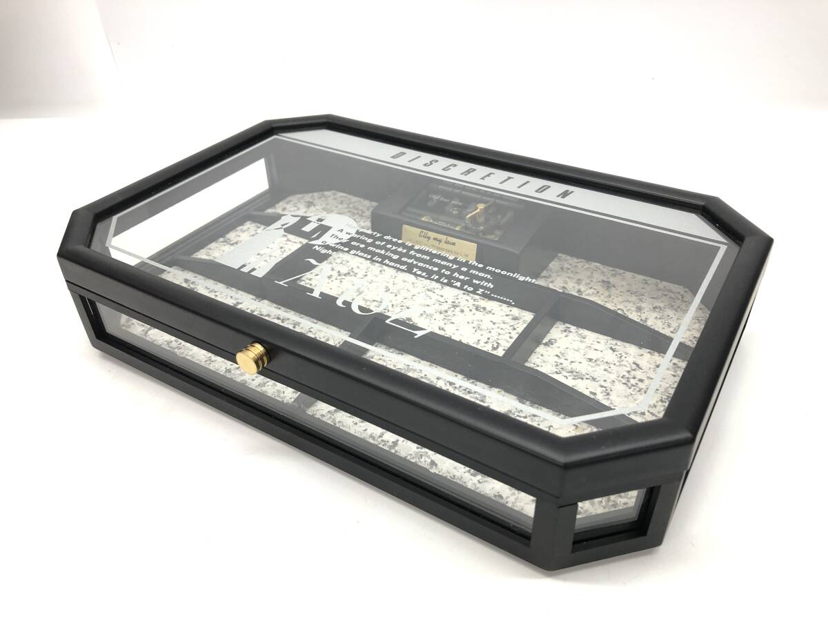 музыкальная шкатулка есть бардачок аксессуары box кейс для украшений кейс для хранения стеклянный искривление название :. считая. e Lee внешние размеры :21×29.5×5.3. сувенир