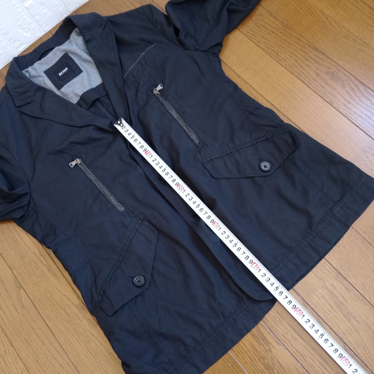 2320【中古】BOSS GOLF ボスゴルフ ゴルフウェア 長袖衿付きジャケット メンズサイズML (US 40R)黒_画像4