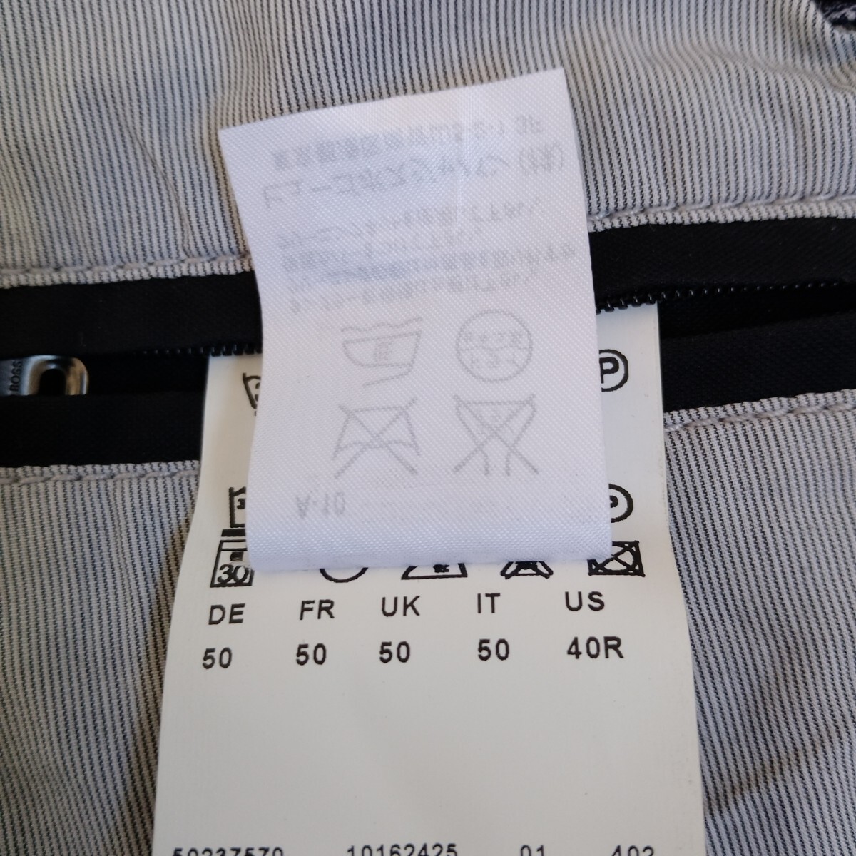 2320【中古】BOSS GOLF ボスゴルフ ゴルフウェア 長袖衿付きジャケット メンズサイズML (US 40R)黒_画像7