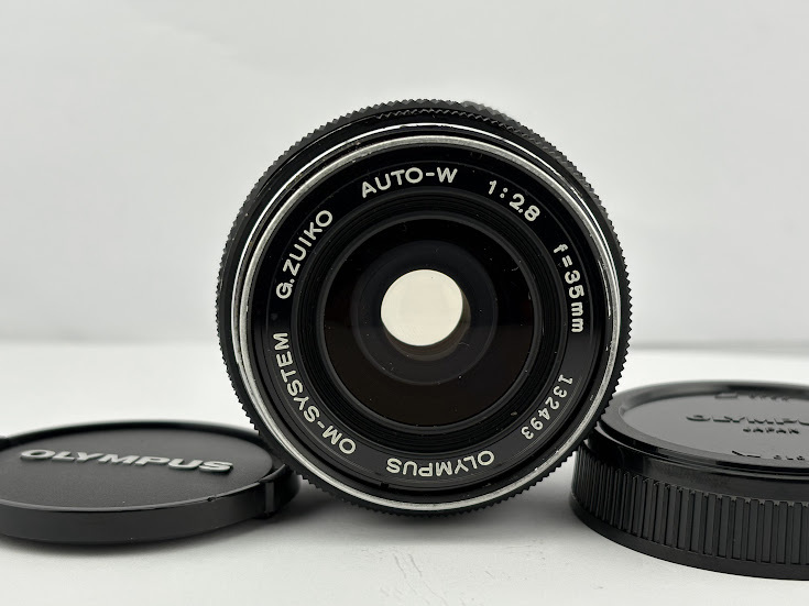 ★美品★ オリンパス OLYMPUS OM-SYSTEM G.ZUIKO AUTO-W 35mm F2.8 ★前後キャップ付き★ #1021-5_画像2