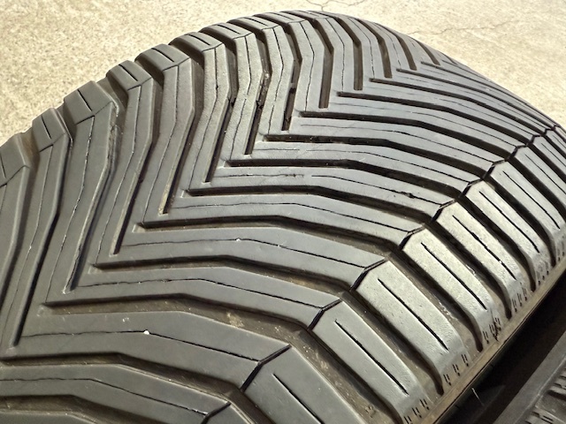 【傷があるから安い】255/50R19 107Y MICHELIN ミシュラン CROSSCLIMATE2 クロスクライメイト2 SUV オールシーズン 22年製 中古品2本(F)_画像2