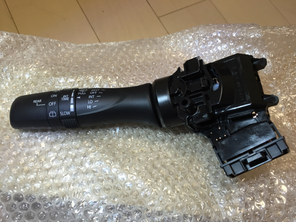 純正新品！スズキワイパースイッチ間欠時間調整付き37310-74P20_画像1