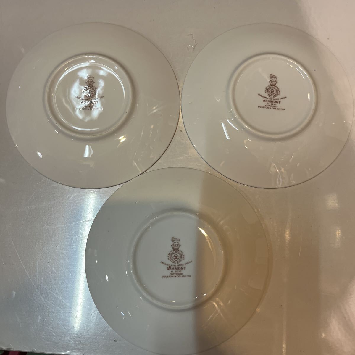 ◯ ROYAL DOULTON・ ロイヤルドルトン・ASHMONT・アシュモント・デミタスカップ&ソーサー・3客セット_画像9