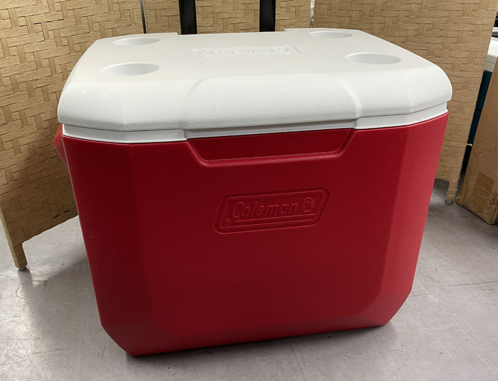 Coleman ホイールクーラー 赤/レッド 60QT クーラーボックス キャンプ アウトドア BBQ コールマン　札幌市手稲_画像2