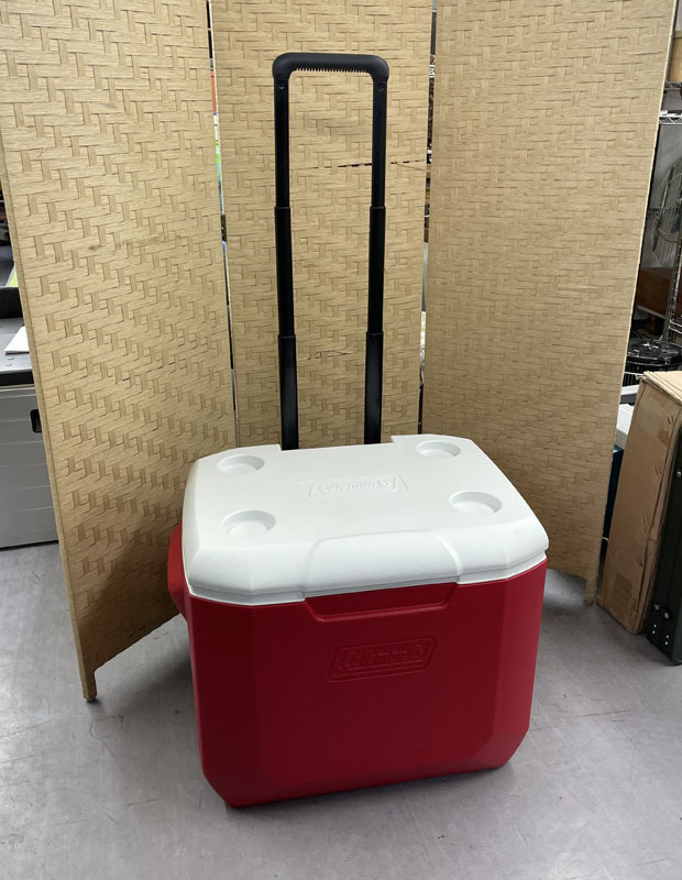 Coleman ホイールクーラー 赤/レッド 60QT クーラーボックス キャンプ アウトドア BBQ コールマン　札幌市手稲_画像1