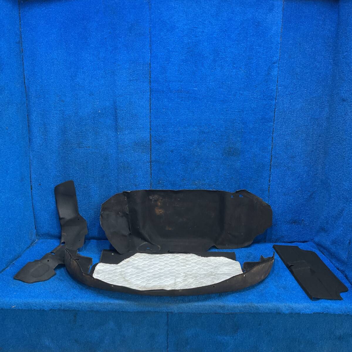 [AK-0030987][Q1]H5 マツダ ユーノス ロードスター NA8C NA MIATA MX-5　 『　トランク 内張り エンドトリム パネル　』　639471_画像2