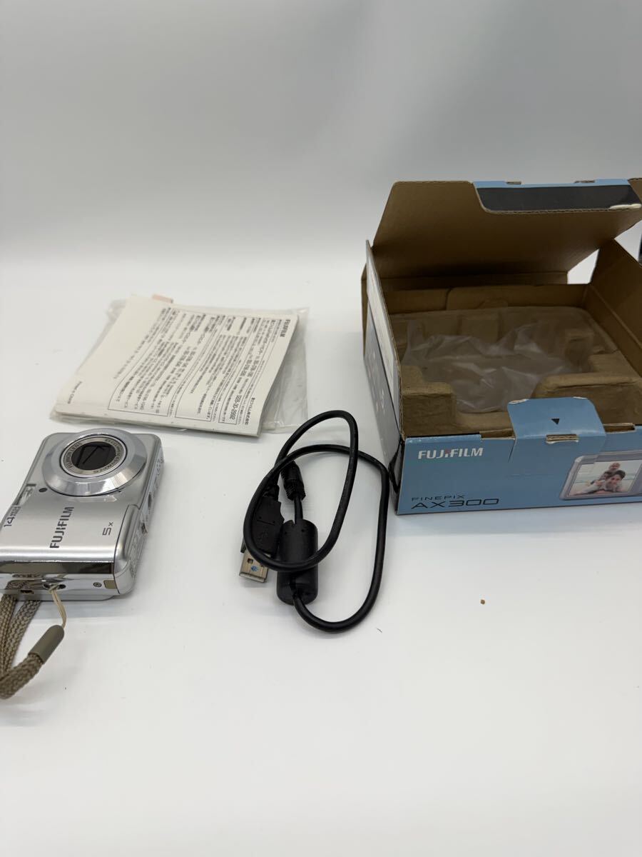 ◎【美品】FUJIFILM FinePix AX300 デジタルカメラ シルバー 光学5倍ズーム 1400万画素 箱・取説・ケーブル付き 現状品 プレミアム_画像5