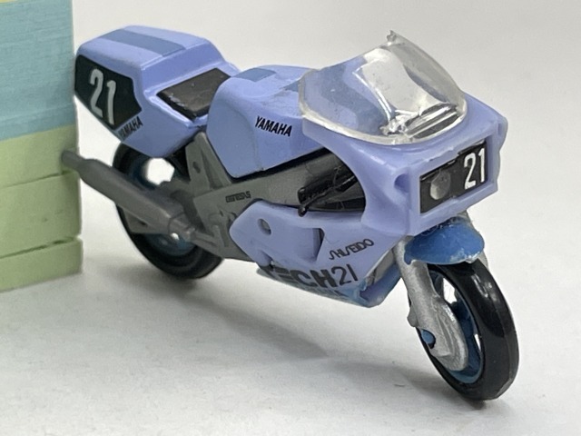 ■★WONDA　ヤマハ　バイクコレクション　RARE: FZR750 TECH21 (1985)_画像3