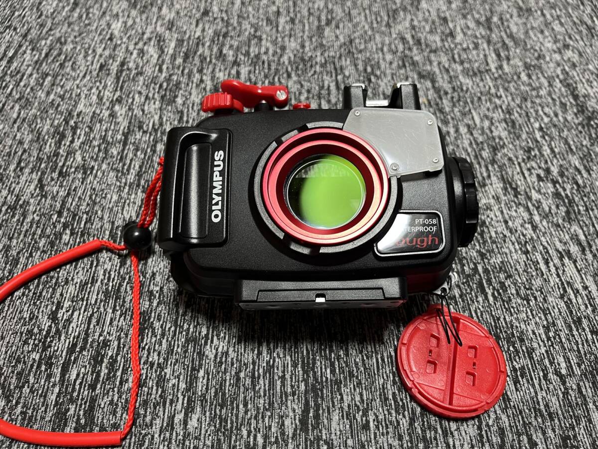 【希少・美品】OLYMPUS Tough TG-5＋PT-058＋CSCH-121完備セット 水中撮影◎元箱付（電池別）_画像10