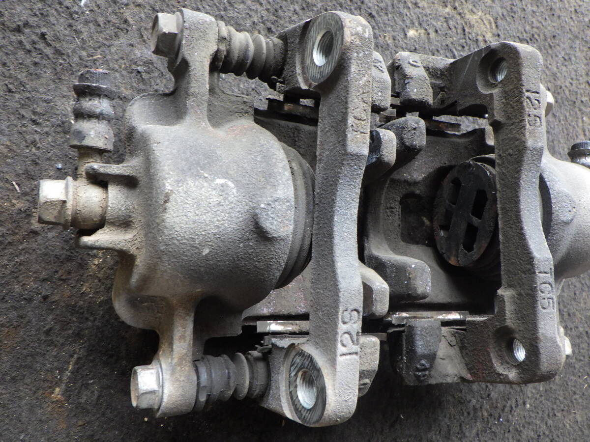 桜7 即決! MH23S ワゴンR ブレーキキャリパー A_画像3