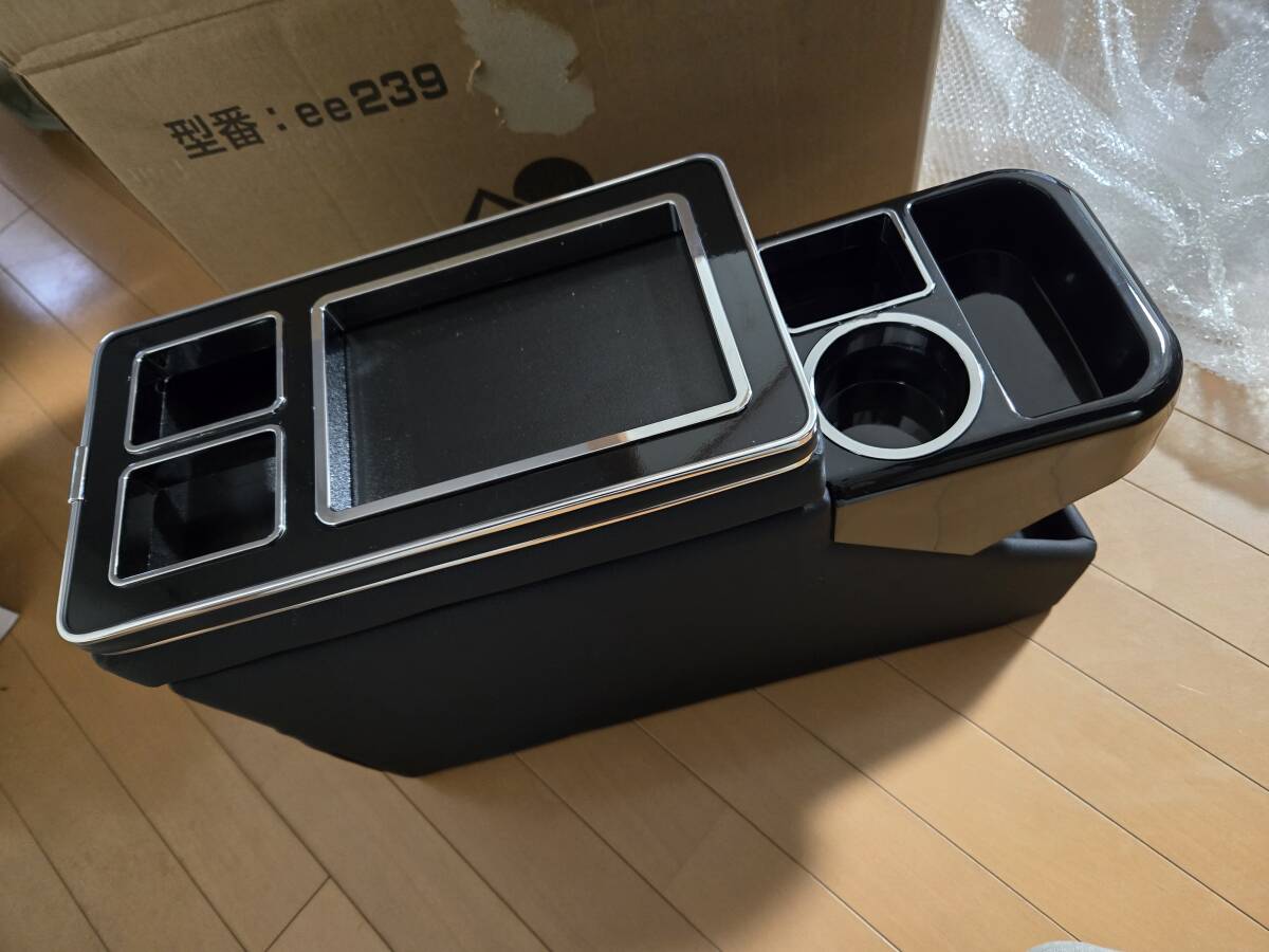 Fkstyle　コンソールボックス　USBポート（12ｖ）付　未使用品_画像2