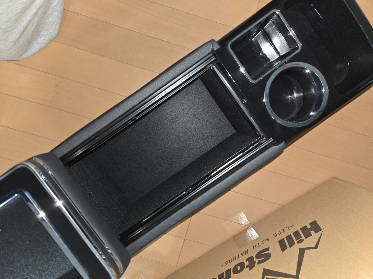 Fkstyle　コンソールボックス　USBポート（12ｖ）付　未使用品_画像7