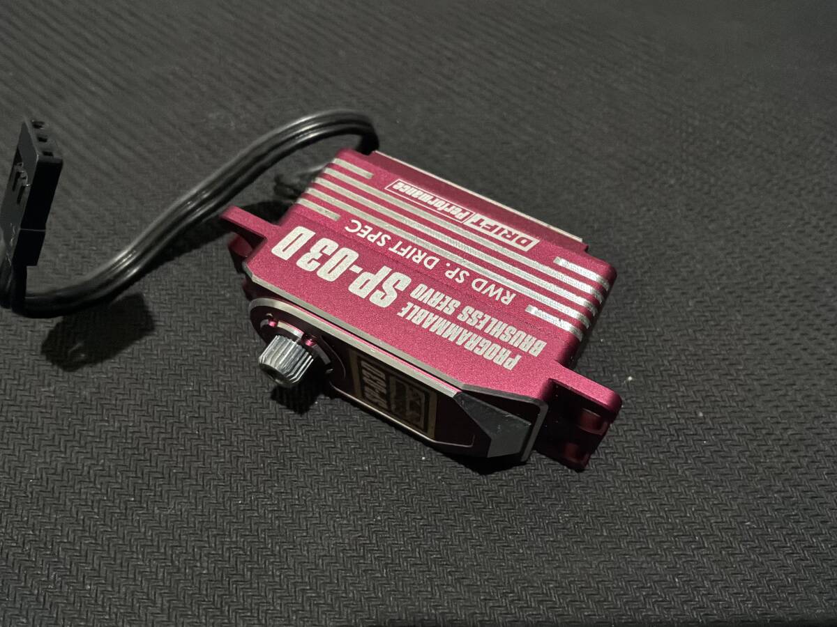 YOKOMO SP-03D ドリフト専用 プログラマブル ブラシレス ステアリングサーボ　レッド　中古　 ヨコモ　YD-2 RD２.0_画像2