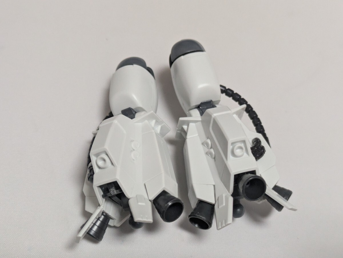 同梱送料140円 HG シン・マツナガ専用ザクII 脚パーツ※破損あり・バーニア欠品 ガンプラ ジャンク_画像3