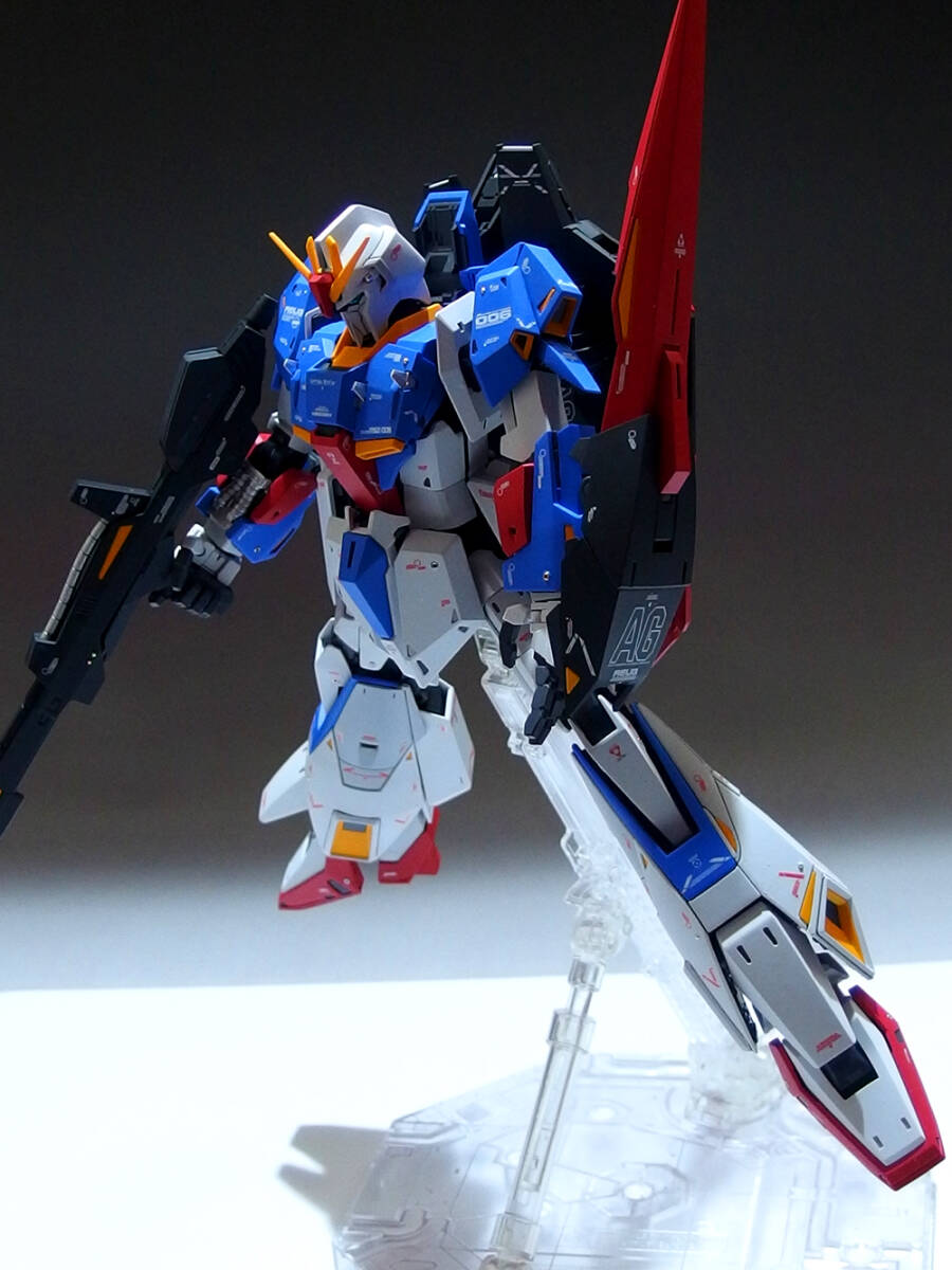 MG 1/100 MSZ-006 ゼータガンダム Ver.Ka 塗装済完成品_画像5
