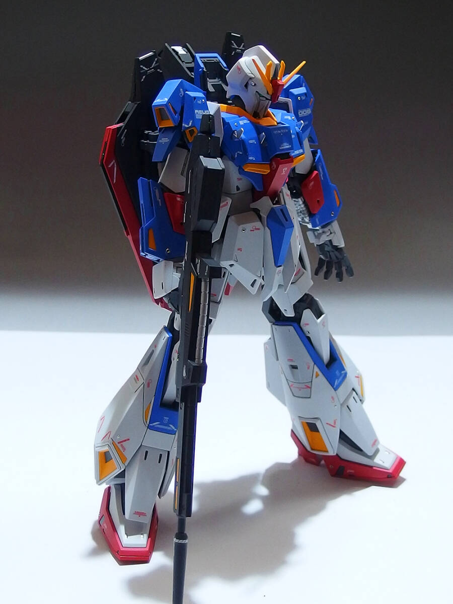 MG 1/100 MSZ-006 ゼータガンダム Ver.Ka 塗装済完成品_画像10