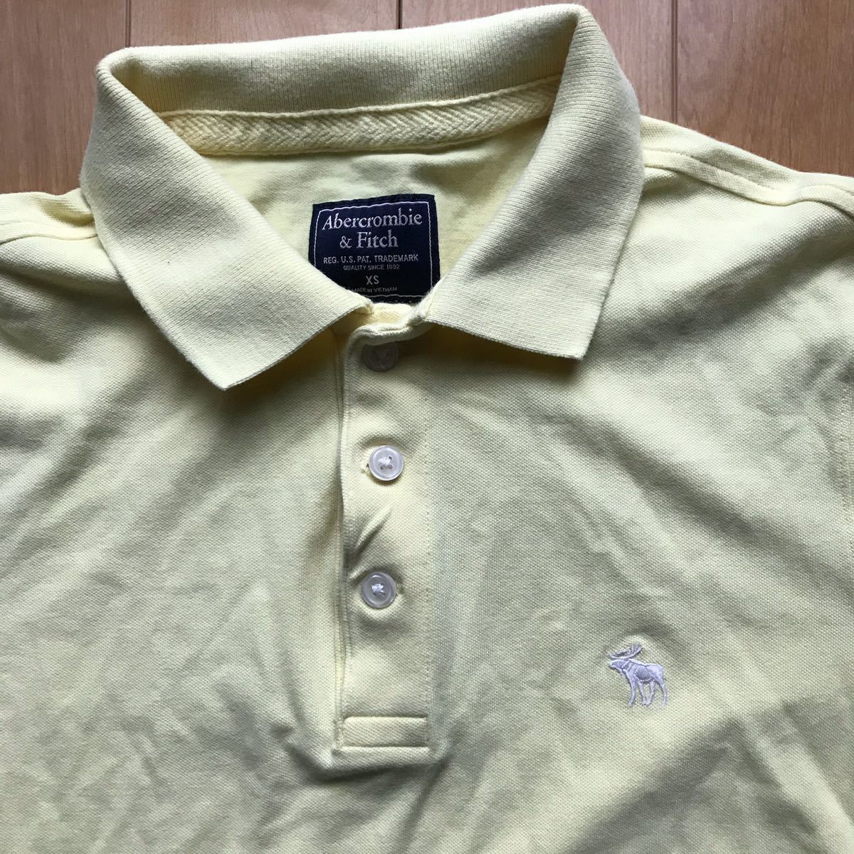 アバクロンビー&フィッチ 半袖ポロシャツ 108-1-315 メンズ XS イエロー 香水 アバクロ_画像3