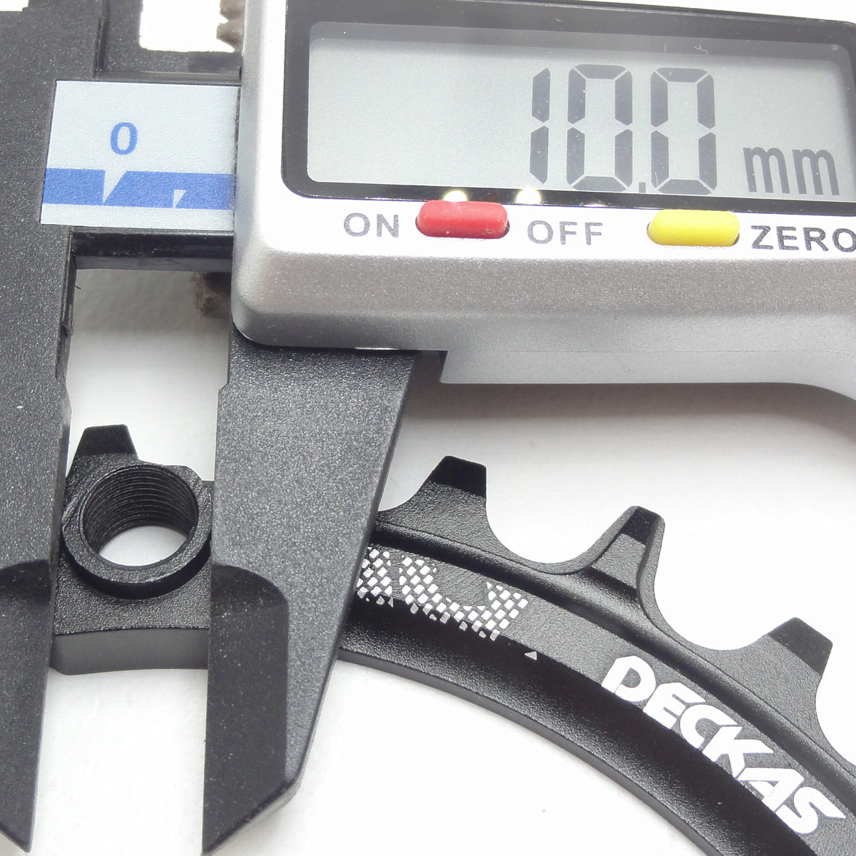 新品 DECKAS 30T 104BCD ラウンド ナローワイドチェーンリング 黒色 PCD104 MTB 自転車 送料無(wú)料