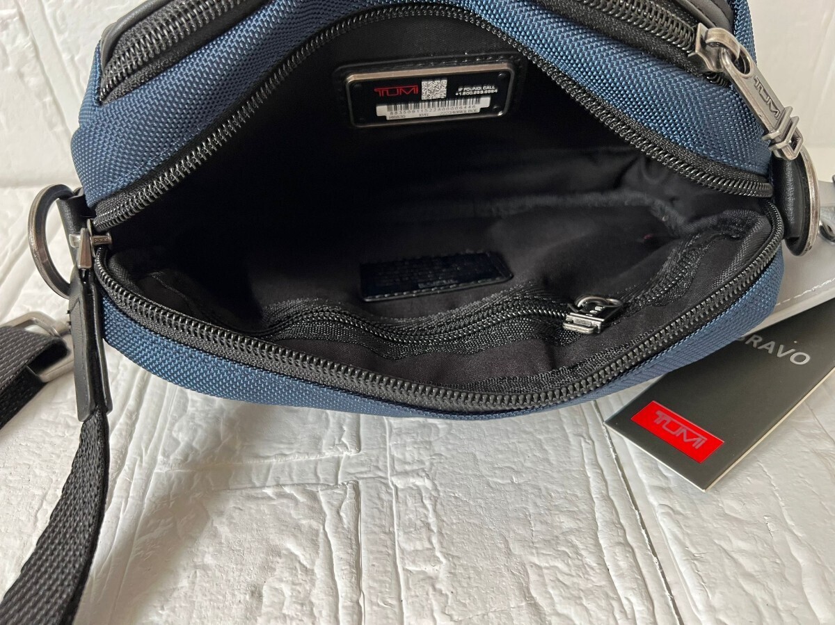 TUMI トゥミ　バッグ　ショルダーバッグ　ボディバッグ　斜め掛け　ショルダー付き_画像7