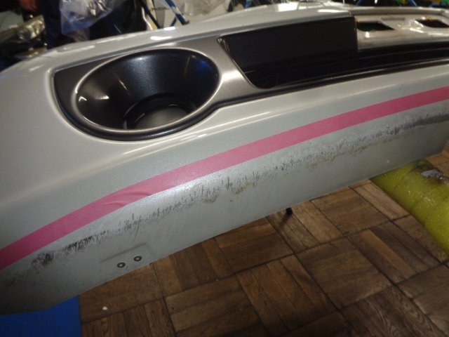 iQ KGJ10 NGJ10 純正 フロントバンパー　52119-74010-A0　070 パール ホワイト　※個人様は営業所止め　　2025.10.9.HA.2-E5-110　25100345_画像7