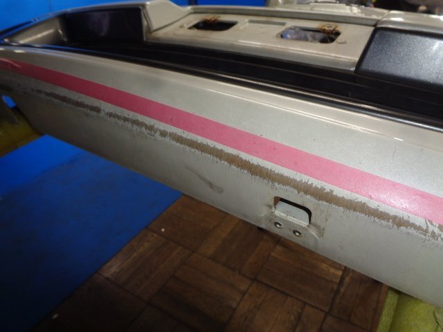 iQ KGJ10 NGJ10 純正 フロントバンパー　52119-74010-A0　070 パール ホワイト　※個人様は営業所止め　　2025.10.9.HA.2-E5-110　25100345_画像6