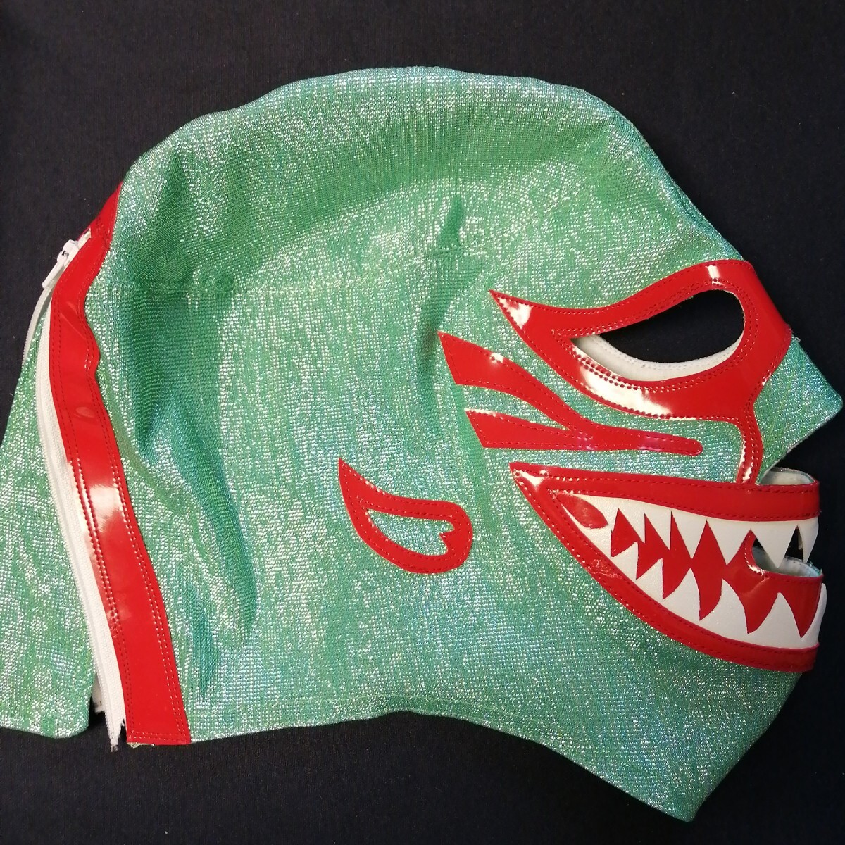 ミルマスカラス　黄緑ラメ　鮫口オーバーマスク　 プエブラモデル　 昭和レトロ　 メキシカンマスク_画像4