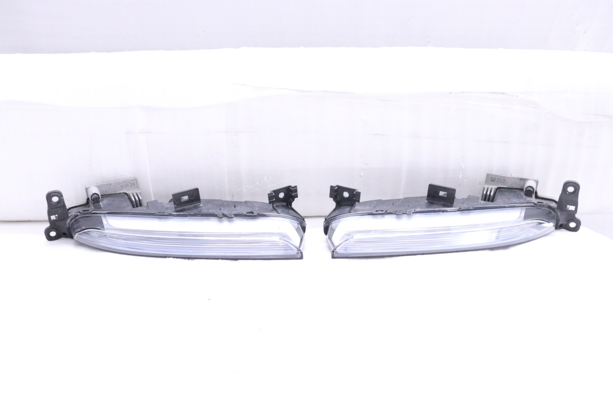 50-2102★美品★LED 971 ポルシェ パナメーラ★左右デイライト ウィンカー 971.953.041.F/971.953.042.F 純正 (DM)_画像1