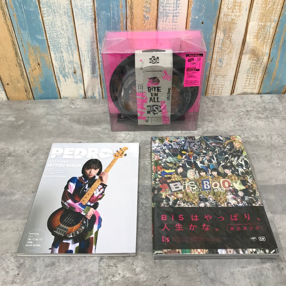 BiSH 悲しみよとまれ/ごめんね/ぴょ/BiSH OUT of the BLUEなど CD 書籍 まとめ売り 状態未確認 ジャンク品_画像6