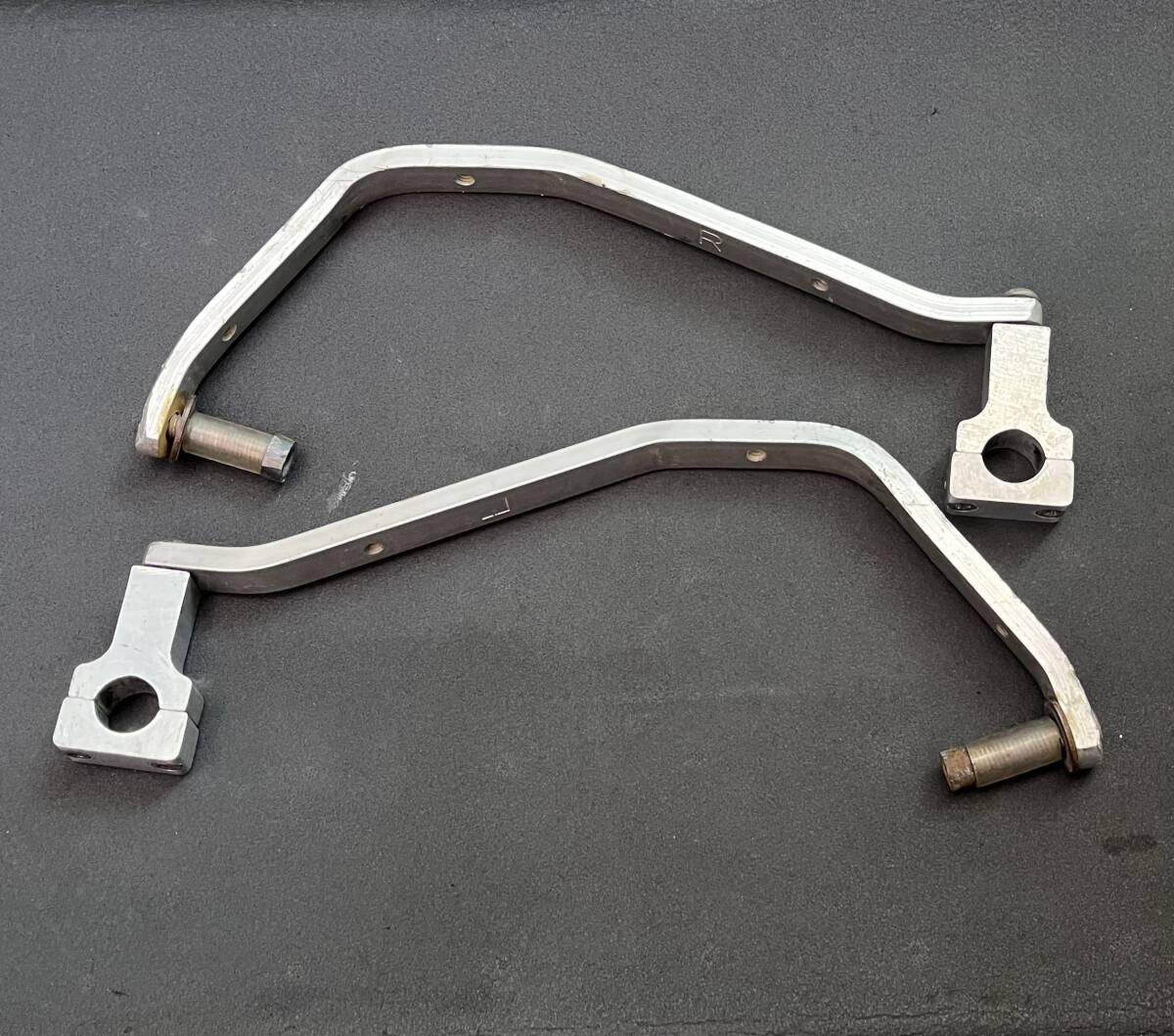 オフロード車【ナックルガード】アルミ製？／used品_画像3