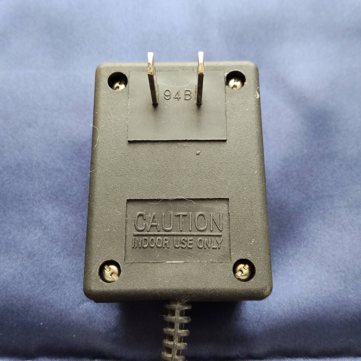 【テスターにて通電確認ずみ】 新興製作所 SHINKO BC-48D ドライバー ドリル 充電器 AC アダプター _画像3