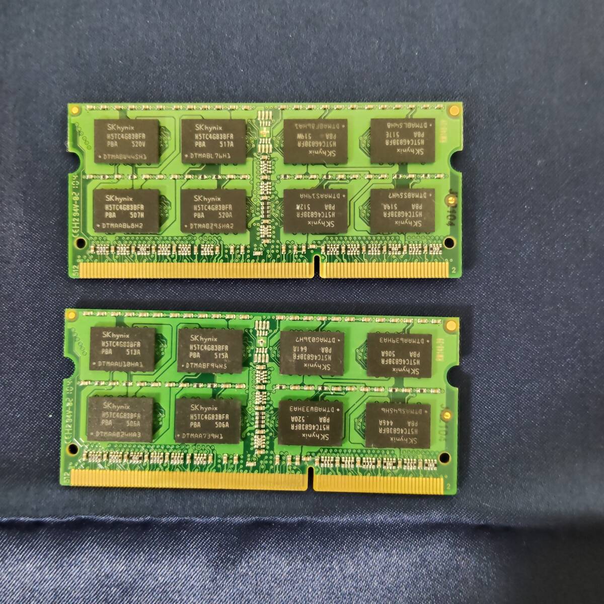 【外す前までは認識されていました/ジャンク扱い】 SO-DIMM DDR3 1600 8GBL 2枚_画像2