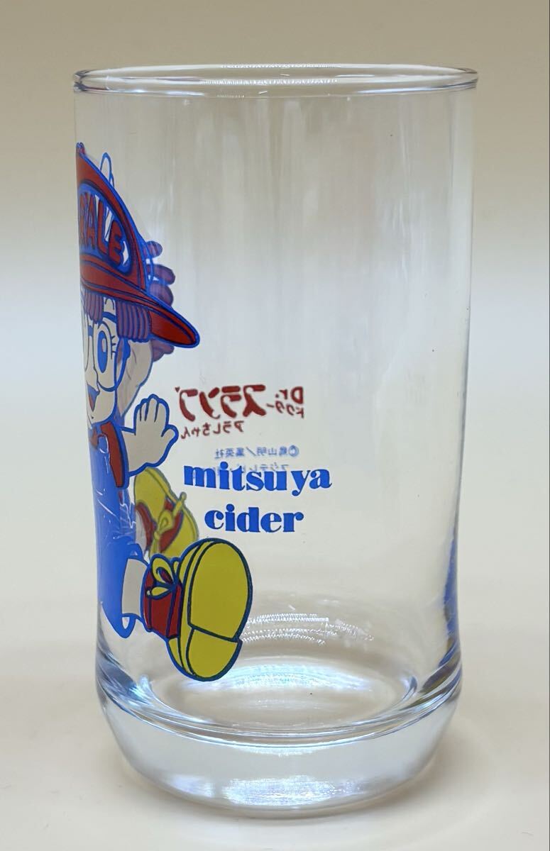  не использовался * Showa Retro * Dr. Slump Arale-chan * стакан *2 шт. комплект * три tsu стрела носорог da-* подлинная вещь 