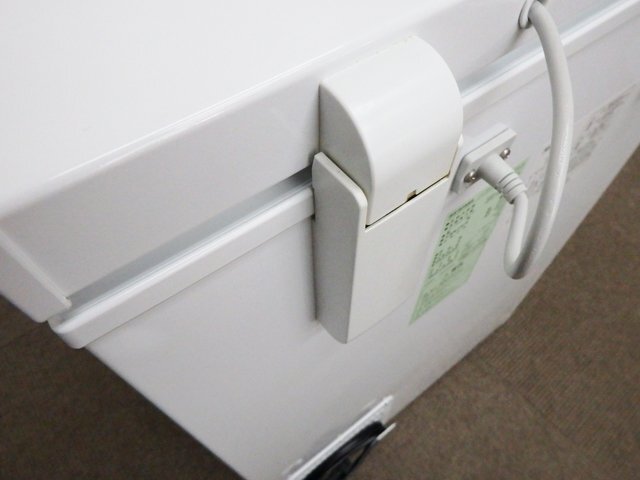 Iris o-yamaICSD-10A морозилка 100L сверху открытие non фреон грудь морозильник регулировка температуры 6 -ступенчатый тихий звук большая вместимость compact белый 2019 год производства