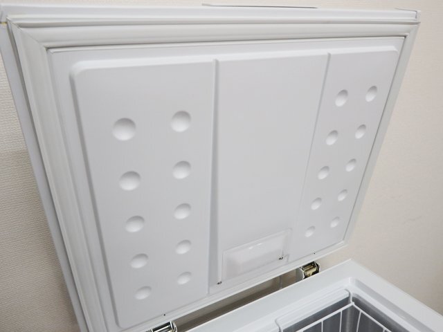 Iris o-yamaICSD-10A морозилка 100L сверху открытие non фреон грудь морозильник регулировка температуры 6 -ступенчатый тихий звук большая вместимость compact белый 2019 год производства