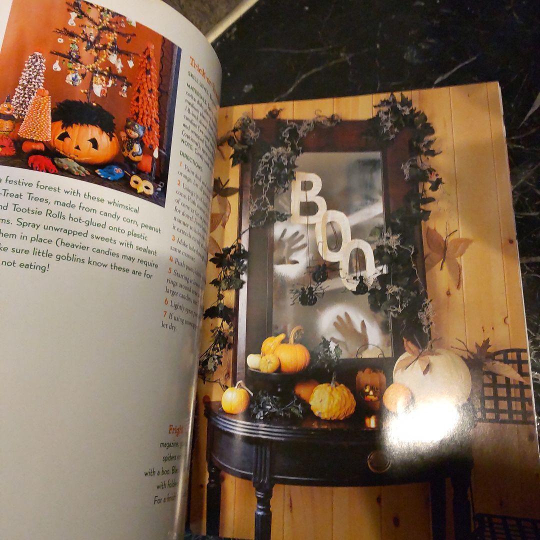A GHOSTLY GOOD TIME ハロウィンハンドブック 洋書 DIY本 A GHOSTLY GOOD TIME ハロウィンハンドブック 洋書 DIY本